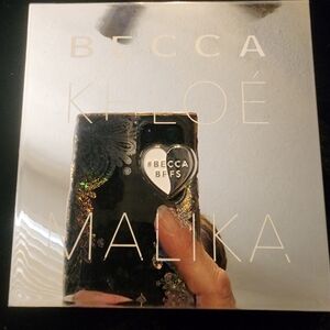 BECCA Khloé Kardashian & Malika Bronze, Blush & Glow Palette